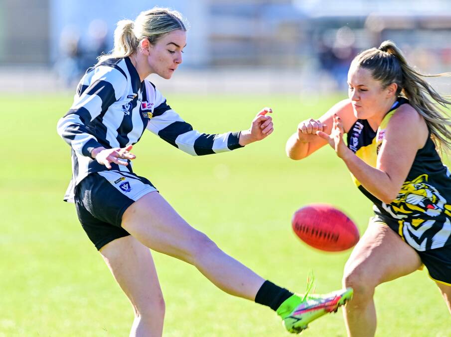 Castlemaine's Lily den Houting was included in the CVFLW team of the year on the wing. Picture by Brendan McCarthy 