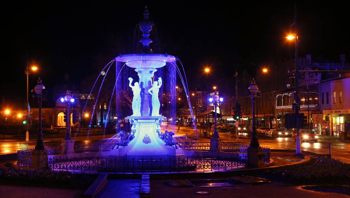 The Alexandra Fountain in all its glory.