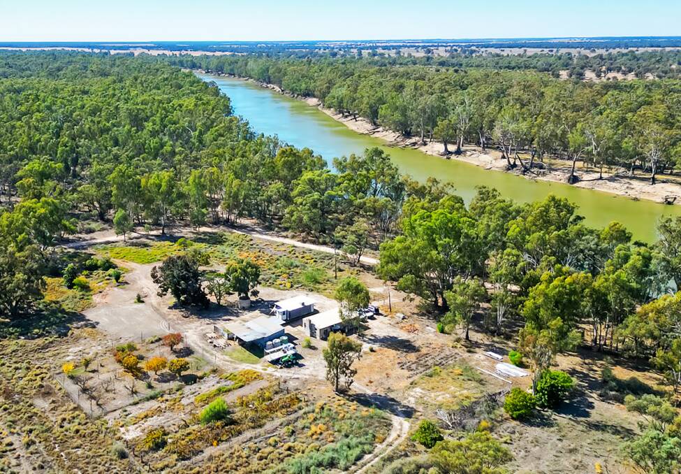 It may seem out of place deep inside a national park, but this little private property is for sale just across from the Murray River. Pictures from Ray White.