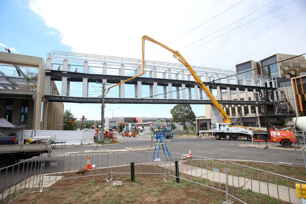 The Bendigo hospital air link bridge on the Monday after 'link weekend'. Picture: GLENN DANIELS