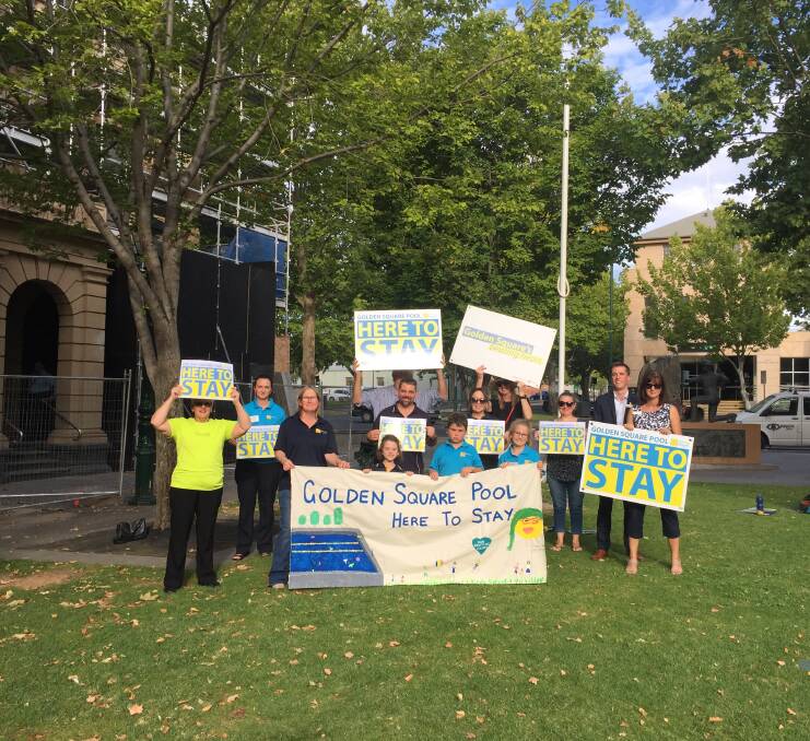 Golden Square Pool supporters outside the Bendigo Town Hall. Picture: EMMA D'AGOSTINO