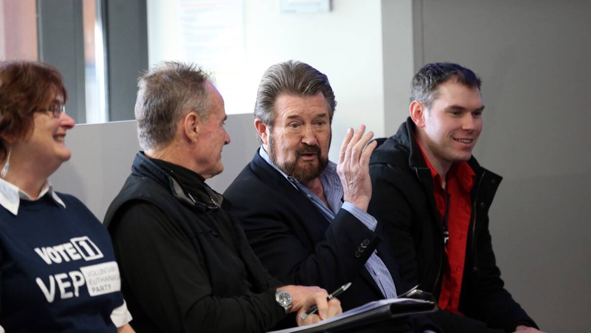 High-profile senate candidate Derryn Hinch in discussions with Family First candidate Alan Howard. Picture: GLENN DANIELS