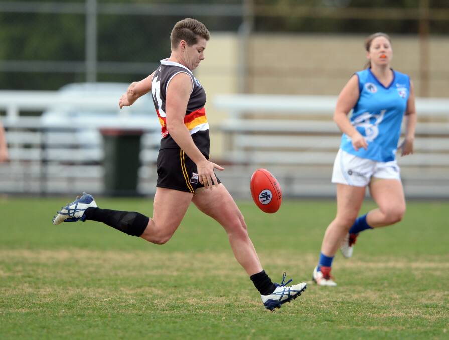 IN FORM: Jac Louttit has had a fine season in the ruck for the undefeated Bendigo Thunder, who play Melbourne University on Sunday. Picture: GLENN DANIELS