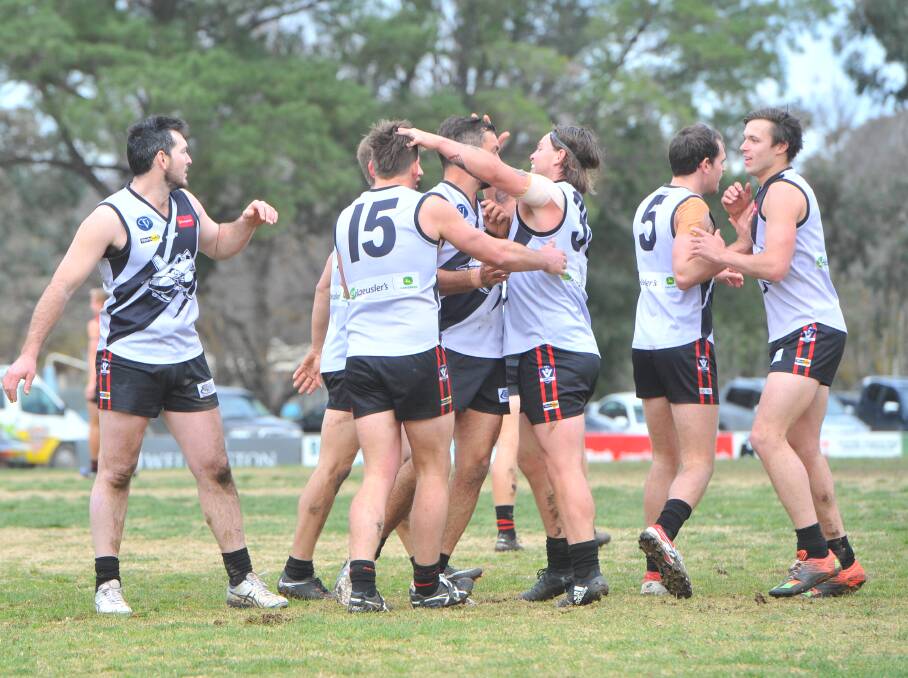 DOMINANT: The red-hot Leitchville-Gunbower thrashed a disappointing White Hills by 126 points in the Heathcote District league on Saturday. Picture: ADAM BOURKE