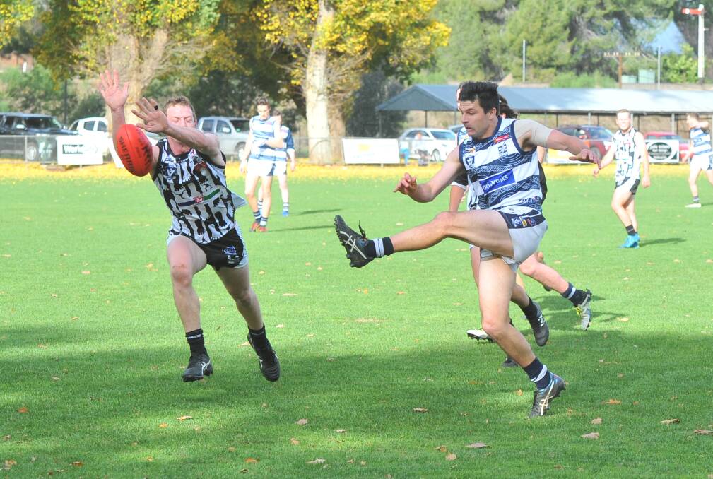 SINK THE BOOT IN: Strathfieldsaye star Kallen Geary drives the Storm forward in Saturday's 149-point win at Castlemaine. Picture: ADAM BOURKE