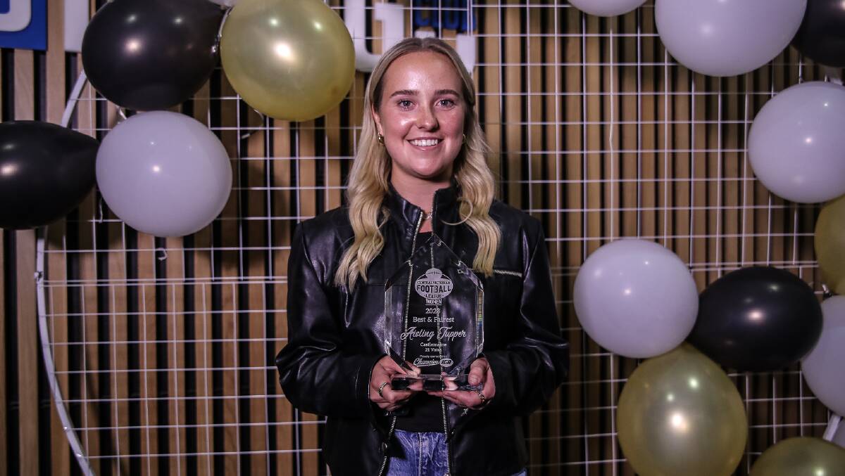 Castlemaine's Aisling Tupper after winning the CVFLW best and fairest award with 21 votes on Sunday night. Picture by SAA Imaging