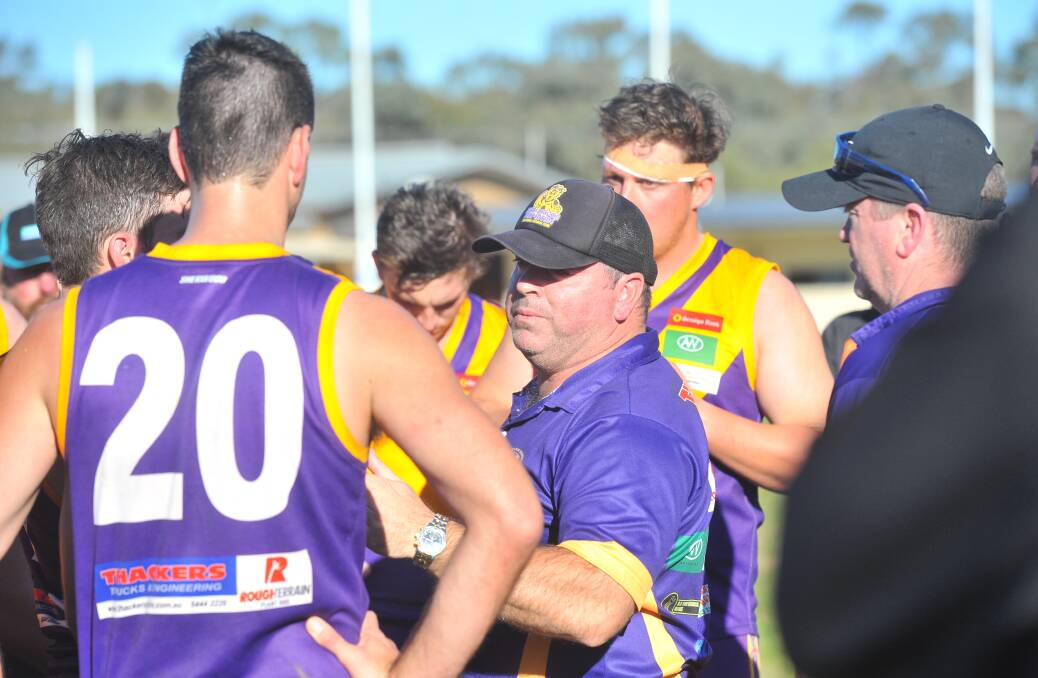 Bears Lagoon-Serpentine coach Greg Gadsden addresses his players this year. Picture: ADAM BOURKE