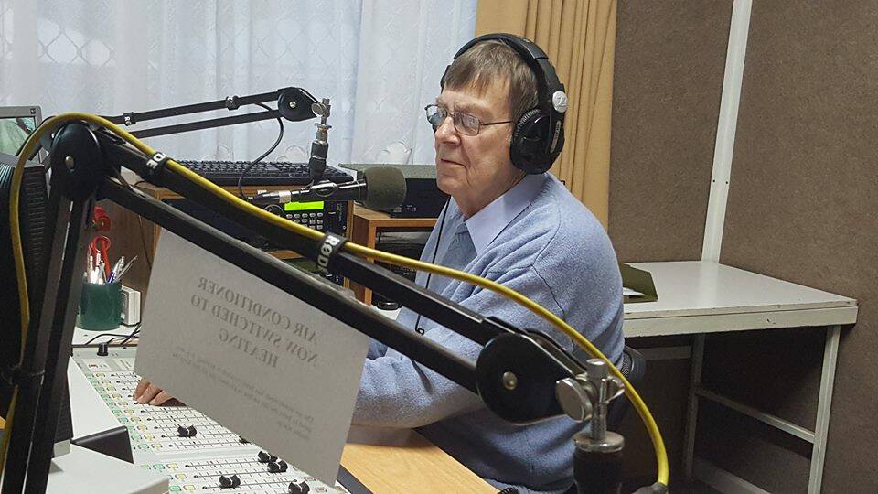 ON AIR VETERAN: Talented radio and television presenter Barry Washington behind the microphone at KLFM. 