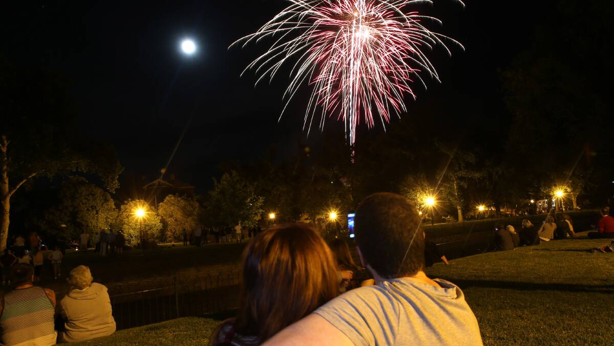 FESTIVITIES: Rosalind Park will again be the place to be in Bendigo on New Year's Eve, with two firework displays planned. Picture: GLENN DANIELS