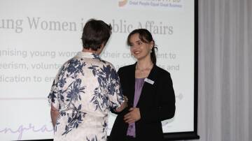 Lilly Correll receiving the Zonta Young Women in Public Affairs Award. Picture: Zonta Bendigo/Facebook