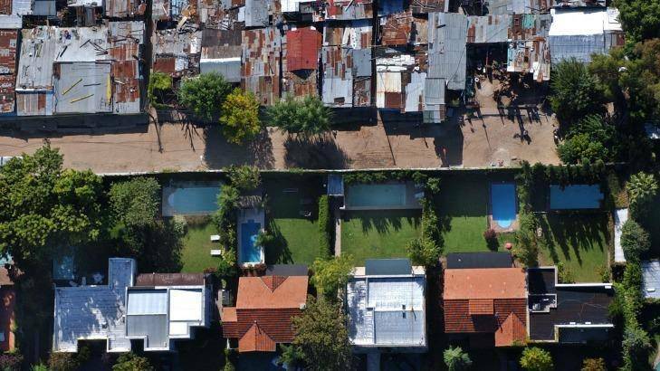 The divide between rich and poor in Australia is growing. Photo: Natacha Pisarenko