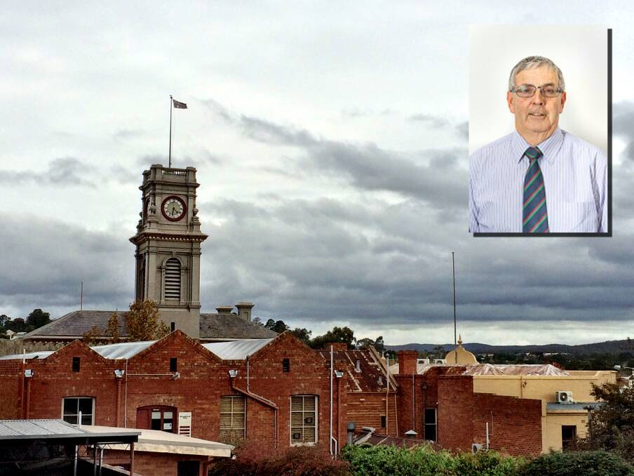 Castlemaine Ward Councillor Robin Taylor has resigned. Inset picture: Mount Alexander Shire Council