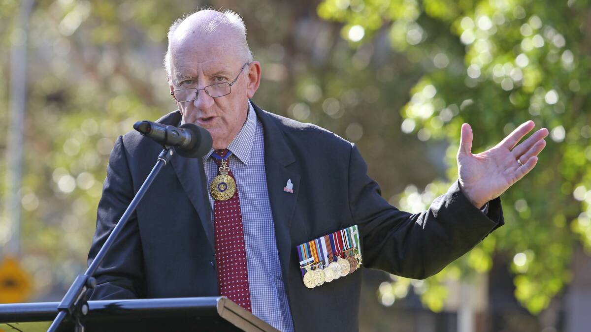 US VISION: Former deputy Prime Minister Tim Fischer has used a trip to Bendigo to urge local military manufacturer Thales to rename Hawkei for a joint venture with the US. 