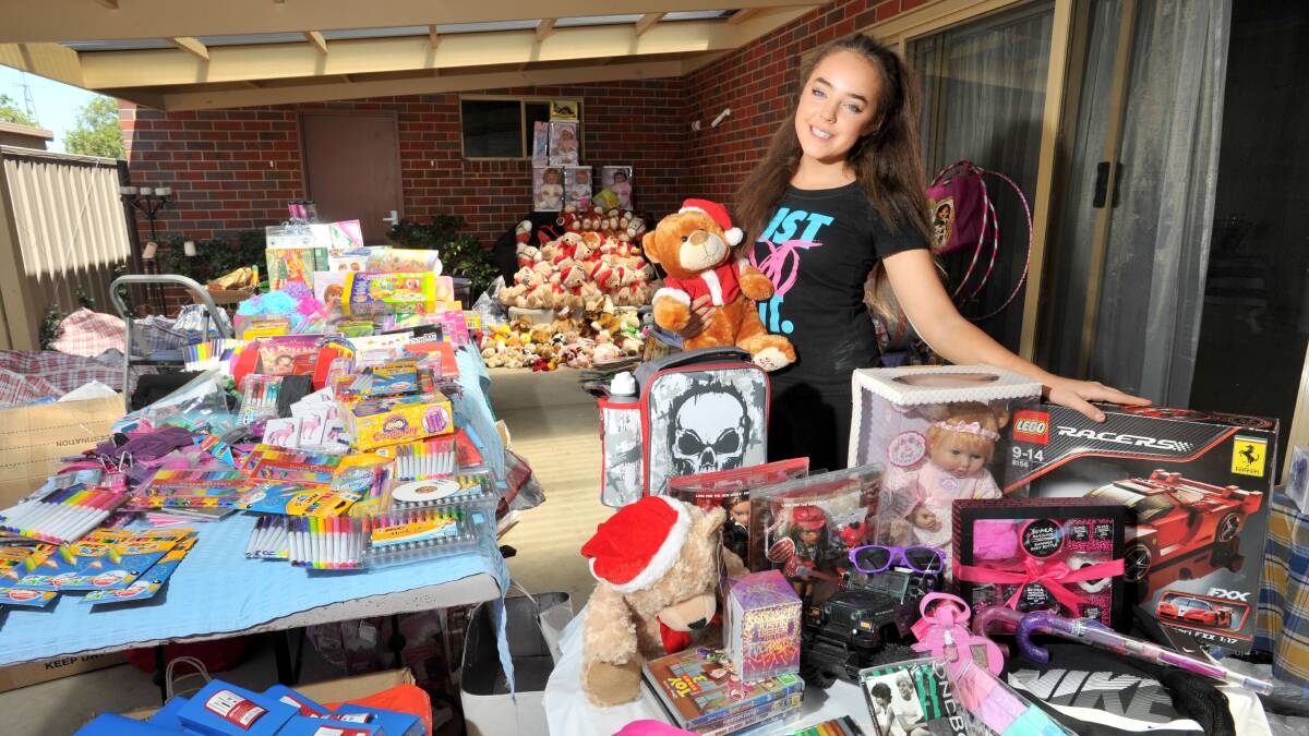 SWEETEST GIFT: Helena Noonan-Barros decided to give up her own presents at her 16th birthday to bring Bendigo families some Christmas cheer. Picture: NONI HYETT