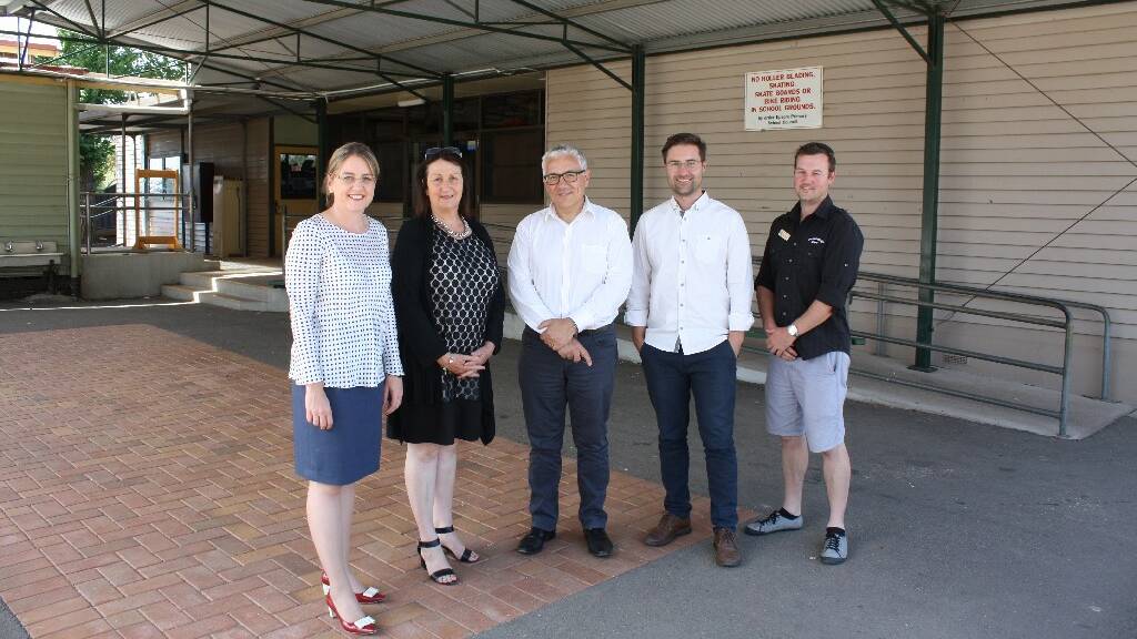 NEW BEGINNING: Jacinta Allan, principal Lyn Coulter, Nick Marino and Lucas Hodgens from E+ Architecture, and teacher Jake Saddlier. Picture: SUPPLIED. 