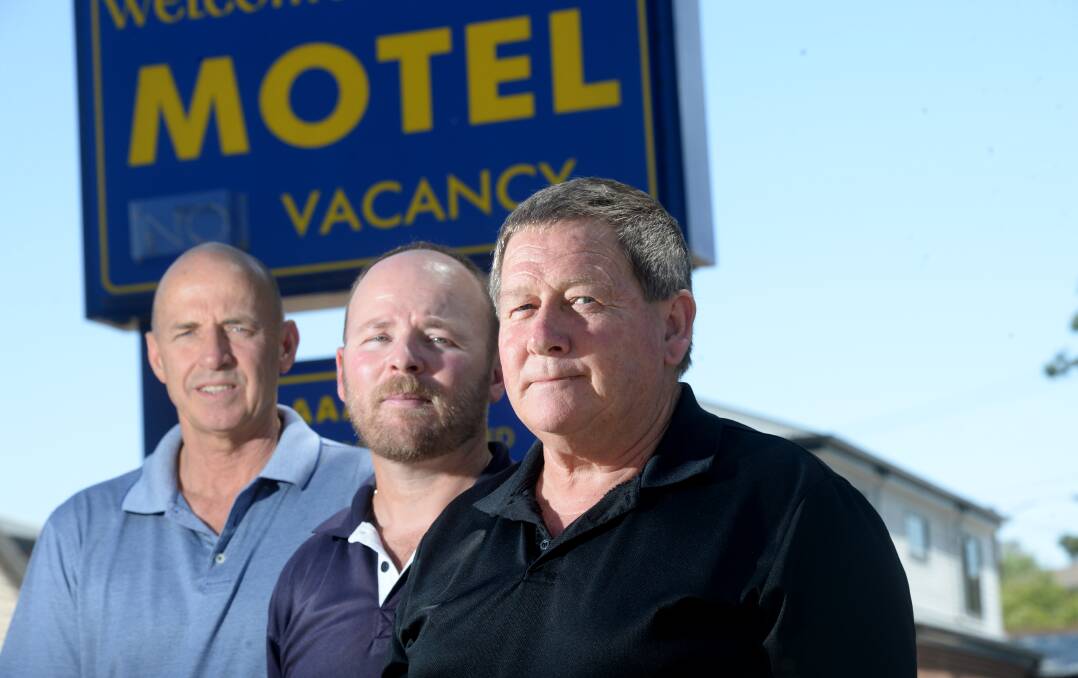 Bendigo motel owners Simon Wurf, Brent Curran and Charlie Loftus. Picture: DARREN HOWE