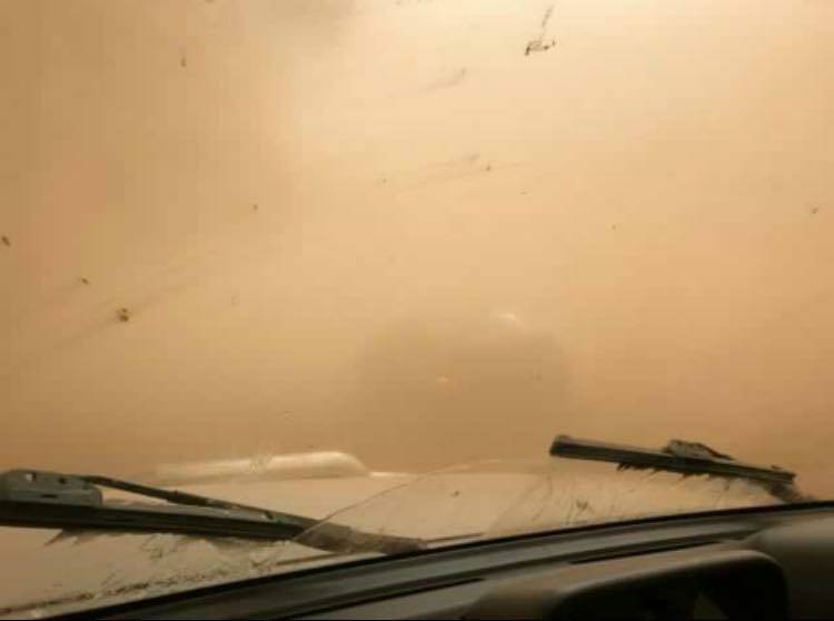 Thick dust made visibility extremely poor in the north of the region on Sunday. Picture: Peter Dunwoodie/Rochester Community Page (via Facebook)