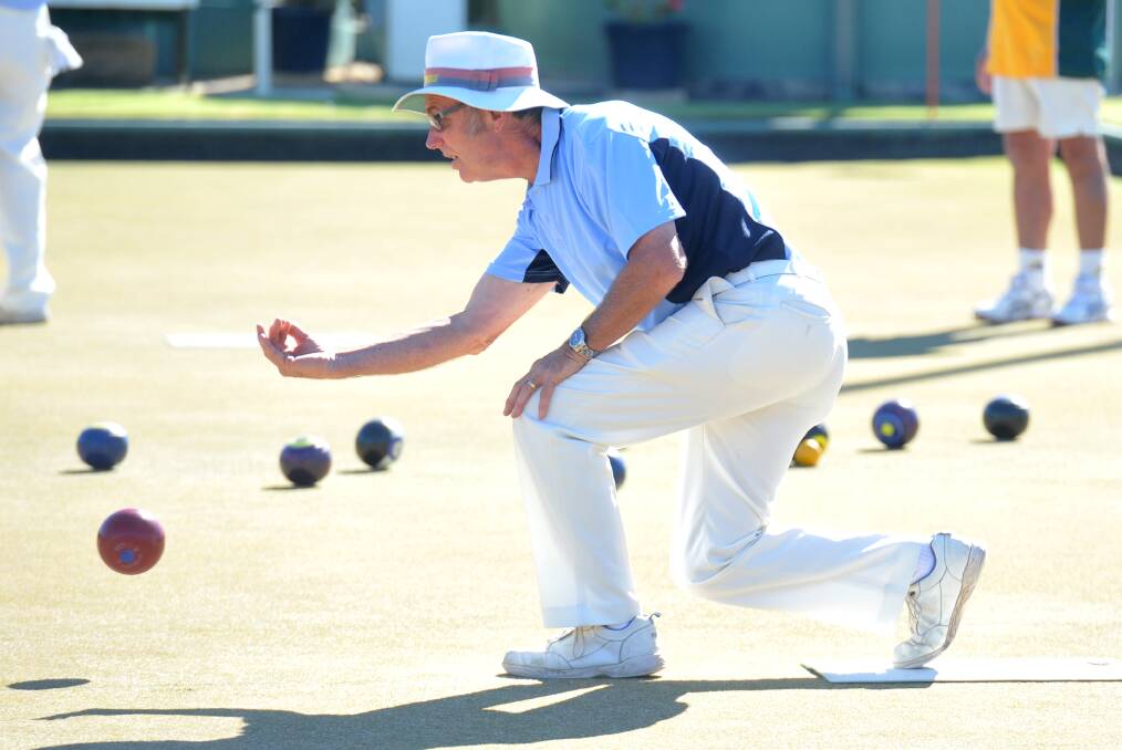Dick French shows plenty of elegance during the Meat Traders Interstate Bowls Carnival three-day tournament.