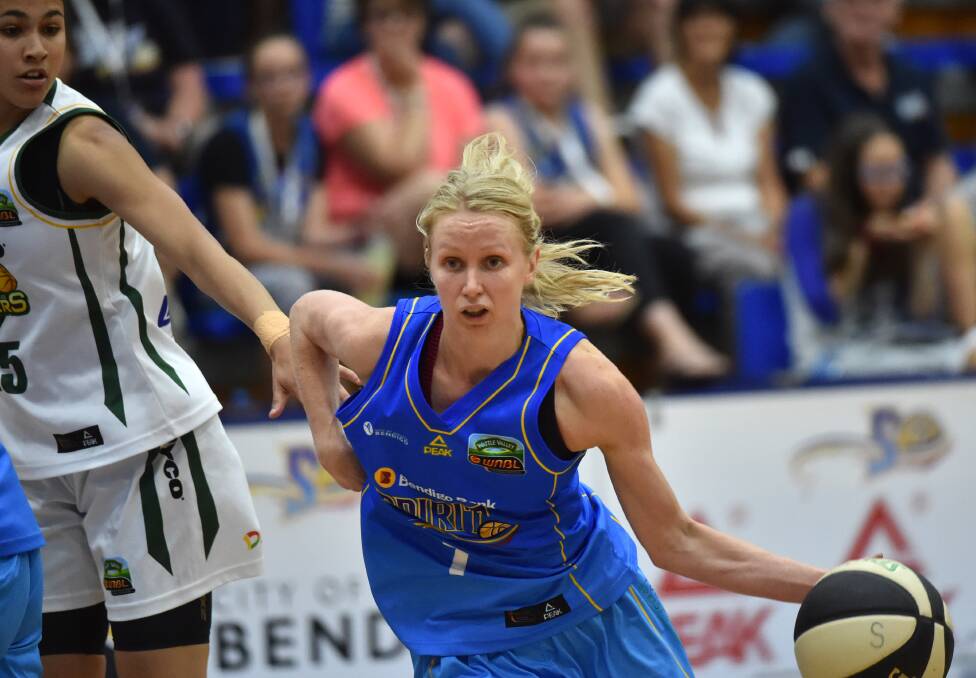 Heather Oliver was a key contributor in the Spiirt's practice match win over Dandenong with 10 points, six assist and five rebounds.