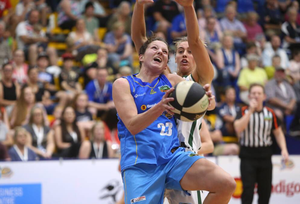 Kesley Griffin on her way to the basket during the 2015-16 WNBL season.