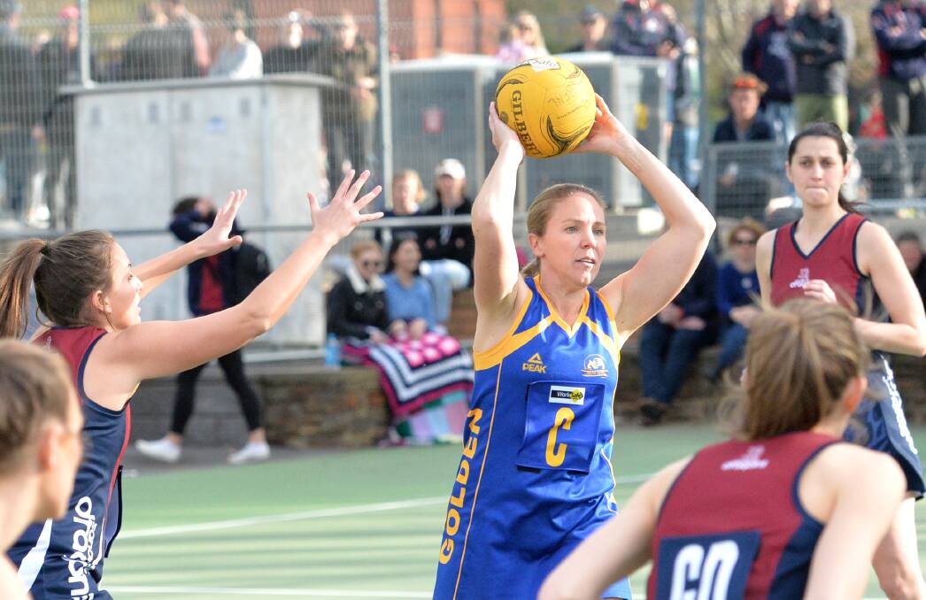 EFFECTIVE: Belinda Pinner takes control for Golden Square in Saturday's preliminary final against Sandhurst at the QEO. Picture: DARREN HOWE