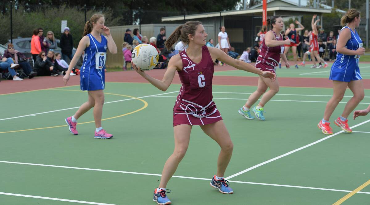 CREATIVE: Rachel Pettifer was  strong in the midcourt for Newbridge as the Maroons set up a LVFNL grand final berth. Picture: ADAM BOUKE