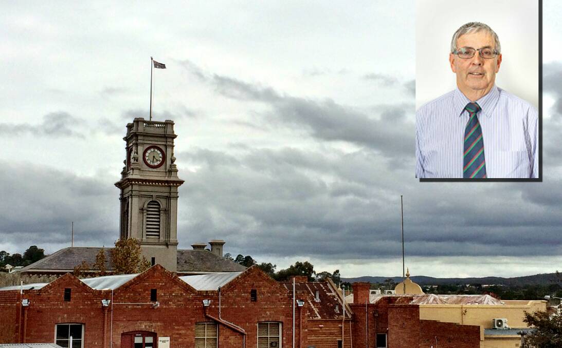 GAGGED: Departing Mount Alexander shire councillor (pictured inset) claimed the council had "censored" his views, and the council's code of conduct was a clamp of freedom of speech.