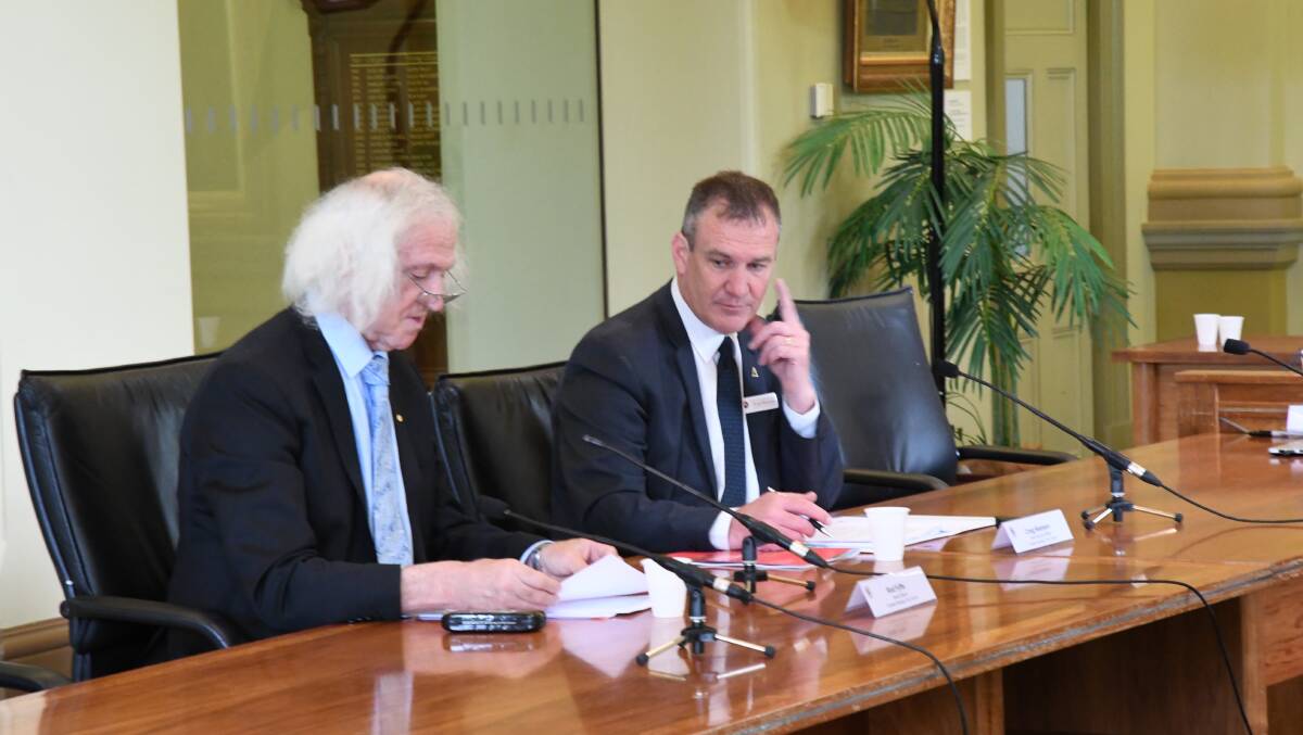 City of Greater Bendigo CEO Craig Niemann (right) and councillor Rod Fyffe made submissions to a state government inquiry into the sustainability of regional councils, which sat in Bendigo on Wednesday. 