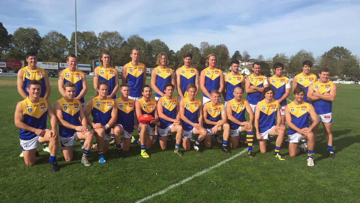 The BFNL squad before the game at Warragul.