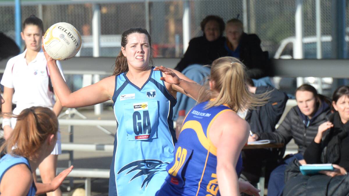 IN THE GROOVE: Eaglehawk goal attack Abbey Ryan leads the Borough towards the goal ring against Golden Square. Picture: DARREN HOWE