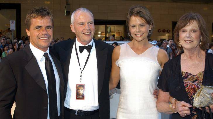 Hawley was a regular on red carpets, pictured here in 2003 with Antony, Antonia and Janelle Kidman at the Australian premiere of Cold Mountain, which starred Nicole Kidman. Photo: Peter Carrette Archive