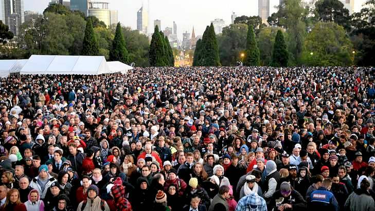 A large crowd at the Melbourne Shrine of Remembrance. Photo: Angela Wylie