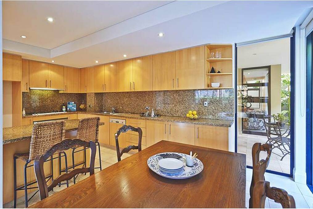 2/31 Manning Road, Double Bay
