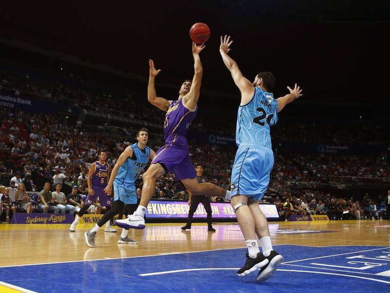 The Sydney Kings have beaten the New Zealand Breakers 101-86 in their NBL clash.
