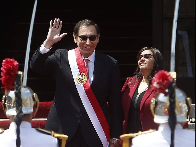 Peru's new President Martin Vizcarra has vowed to fight graft as he replaced Pedro Pablo Kuczynski.