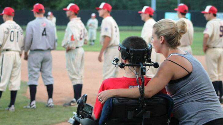 Pete Frates with his wife, Julie Frates. Photo: Feacebook/Team FrateTrain