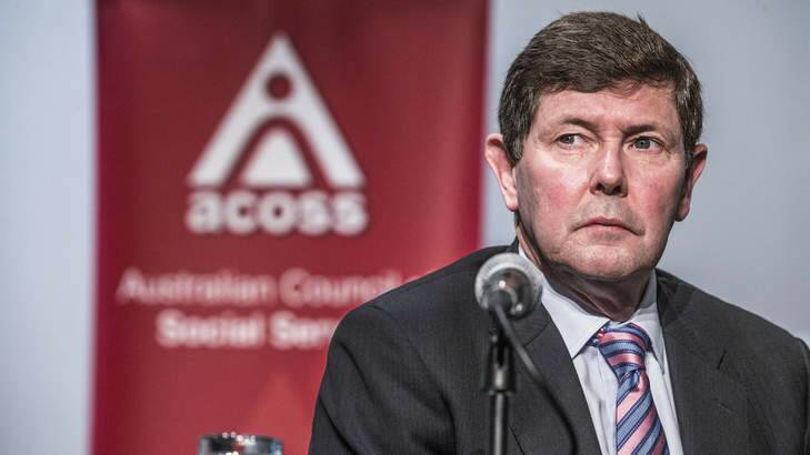 Urging people to register for free relationship counselling: Kevin Andrews. Photo: GLENN HUNT
