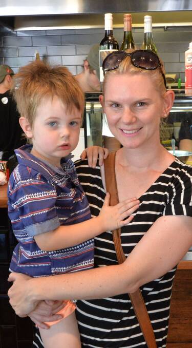 APPEAL: Eliesha and Callan McCarthy were at Grill'd Bendigo on Saturday to support the Kristy Thomson Appeal.