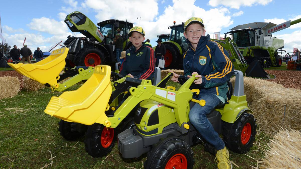 Hamish and Angus Smith at day 1 of the Elmore Field Days.

Picture: JIM ALDERSEY