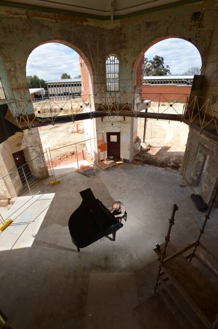Concert Pianist David Helfgott performs in the Old Bendigo Gaol/New Bendigo Theatre.

Picture: JIM ALDERSEY
261013