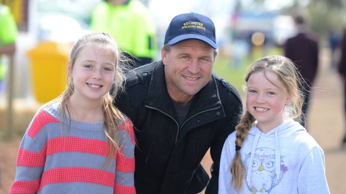 Jamie, Garry and Keely Parker at day 1 of the Elmore Field Days.

Picture: JIM ALDERSEY
