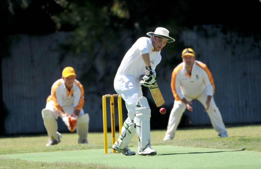 Emu Valley cricket @ Ewing Park
United Vs Axe Creek
Joshua Filo - United
Pic Julie Hough 02.03.13