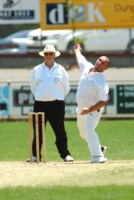 Travis Mitchell bowls for Sandhurst c-grade at the Qeo. 
Pic by Bill Conroy