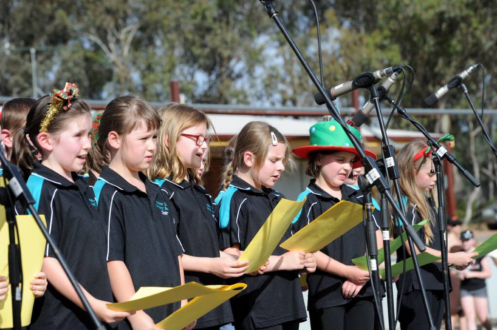 Maiden Gully Primary School Choir. Picture: JODIE DONNELLAN 