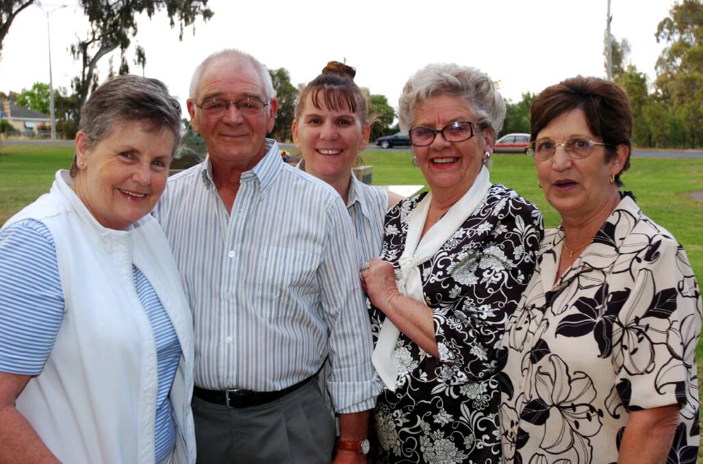 Kay and Lyle Jacobs with Cathy Johannesen, June Killian and Rhonda Cameron at the thankyou gathering for Fred Cameron put on by Eric Killian who has been a long time supporter of the Bendigo RSPCA. pic by Andrew Perryman 