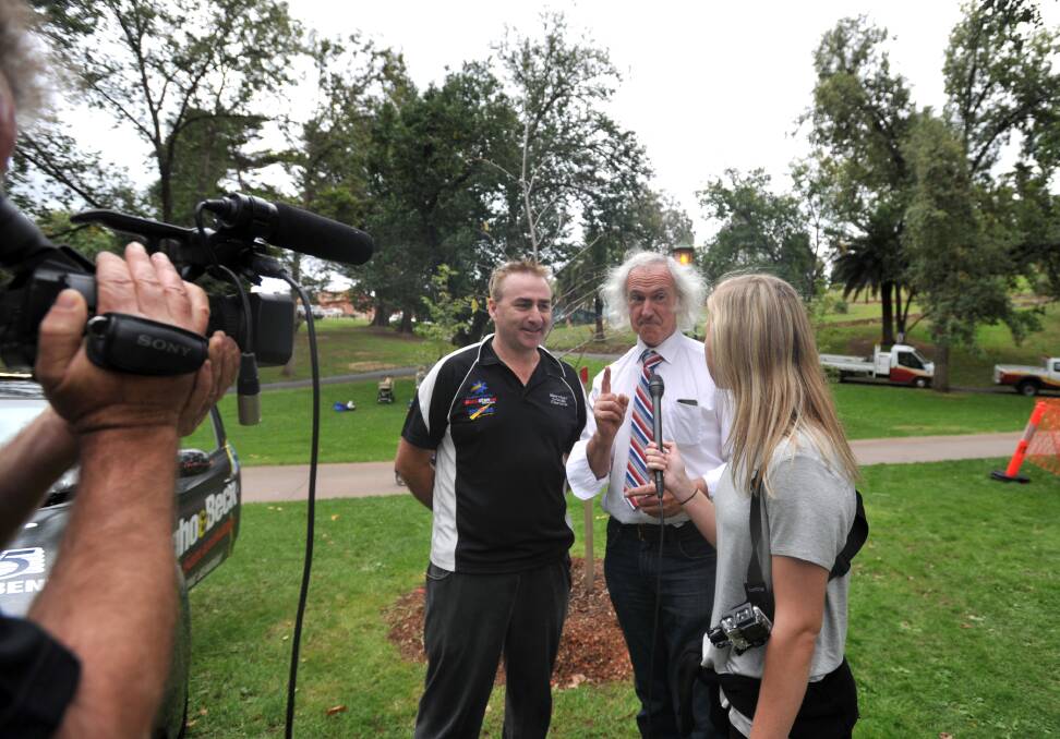 Bendigo Addy journalist Maddie Wines interviewing her fellow competitors 3bo's Cogho and Cr Rod Fyffe. 