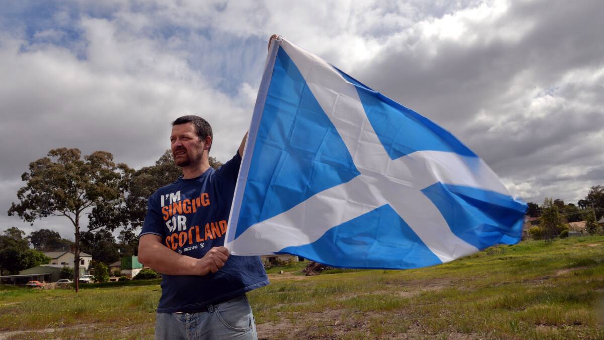 IT'S TIME: Bendigo butcher Stevie Mowatt says 'Yes' to Scottish independence. Picture: BRENDAN McCARTHY