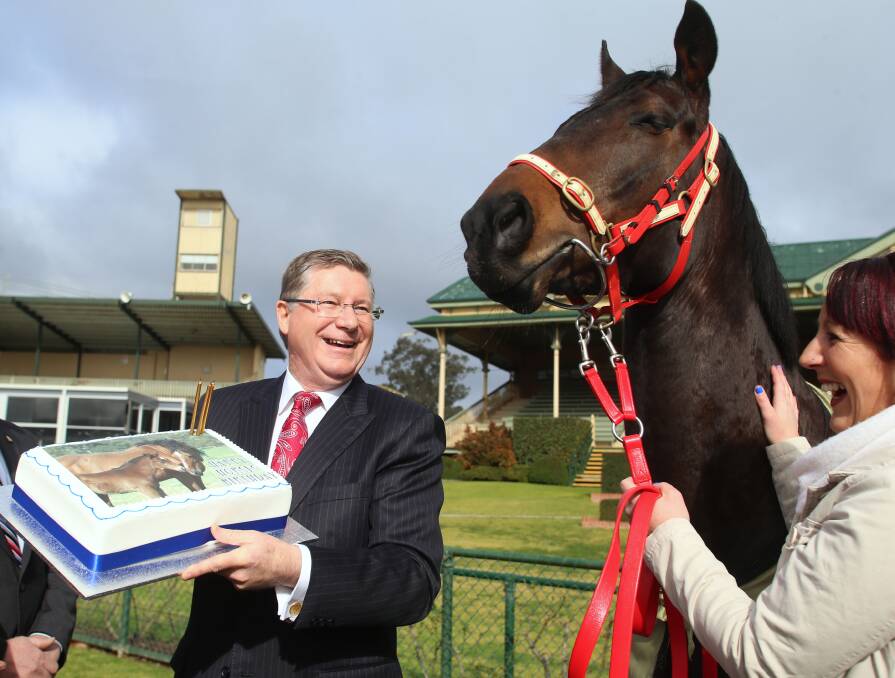 OFF AND RACING: Denis Napthine visits Bendigo on August 1, fulfilling his role as racing minister at Bendigo Jockey Club. The Liberal Party believe their policies empower communities.