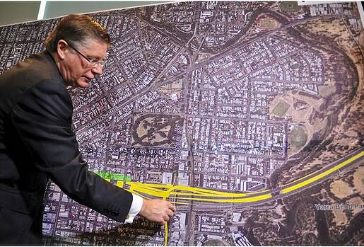 The Premier outlines the East West Link route.