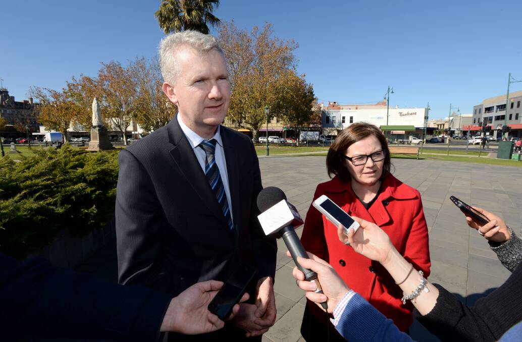Labor's finance spokesperson Tony Burke speaks during his visit to Bendigo. Picture: JIM ALDERSEY